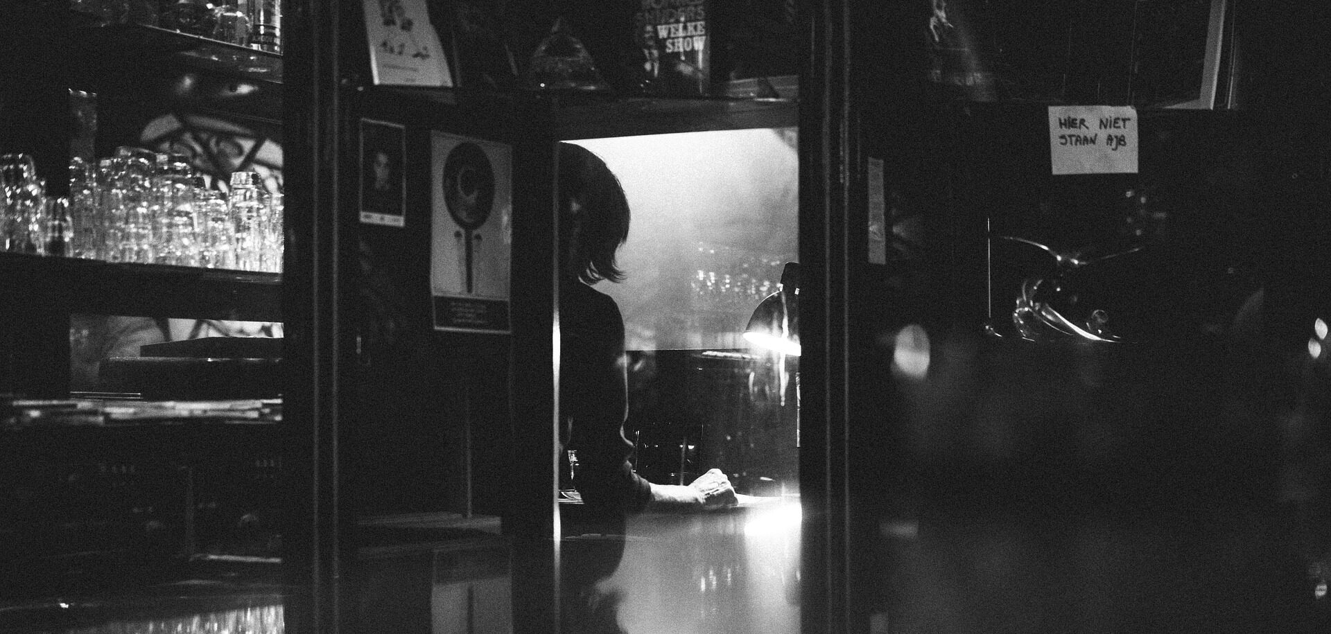 映画　小さなスナック